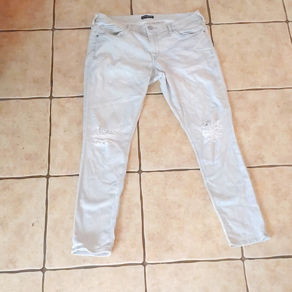 Express SuperSoft 14 size female ripped legging pants